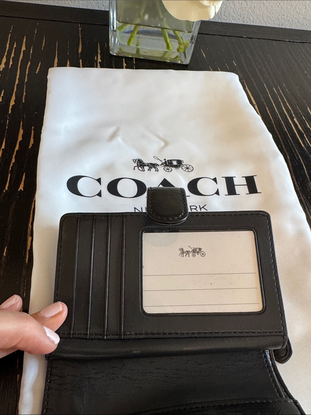Coach Zip Wallet in Signature Canvas Black Smoke Charcoal colorway - Picture 3 of 5